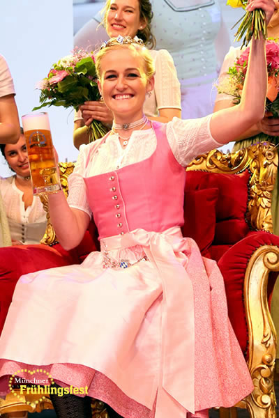 Veronika Ettstaller - Bayerische Bierkönigin 2019